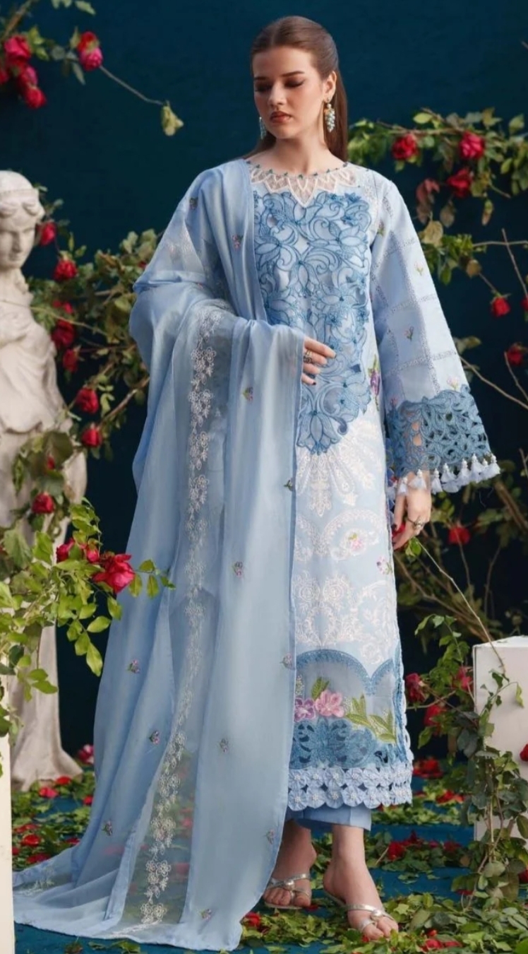 Oplus_16908288 Parishay Lawn Collection - Image 1