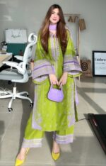 💚 Embroiza Parrot Green Lawn: Just 3150 ✨ for a chiffon dupatta and elegant embroidered look