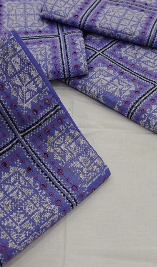 Oplus_16908288 Charizma EMB 2pcs Lawn Article - Image 1